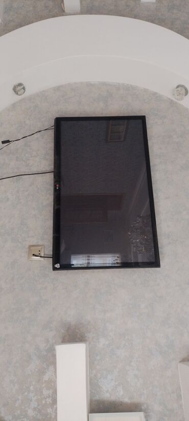 sharp televizorlar: Televizor LG 98"