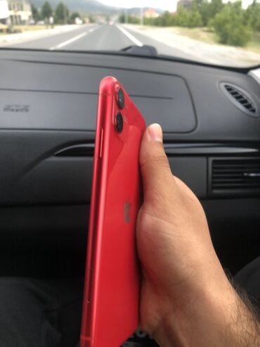 Apple iPhone: IPhone 11, Qırmızı — 4
