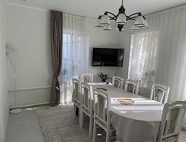 Продажа коттеджей и домов: ПРОДАЕТСЯ НЕМЕЦКИЙ ДОМ 📌 Общая площадь: 80 м² 🔹 Материал стен: кирпич — 6