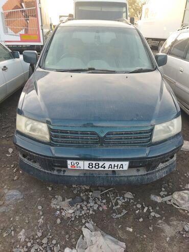 бронированные машина: Mitsubishi Chariot: 2000 г., 2.4 л, Автомат, Бензин, Универсал
