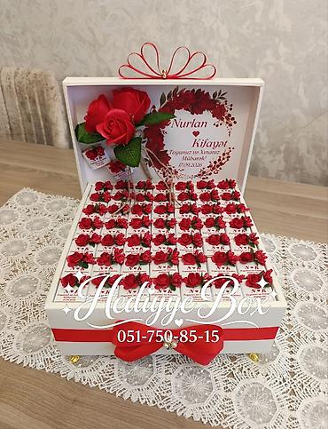xonca sirniyyat evi: Xina,Toy xoncasi sifarisle hazirlanir.Sifarisler en az 2-3 gun onceden — 1