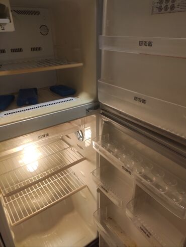 Soyuducular: İşlənmiş 2 qapılı Samsung Soyuducu Satılır, rəng - Boz, Dispenserli — 12