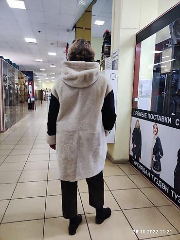 Шубы: Двусторонняя женская шуба/парка-трансформер с капюшоном. Особенности — 4