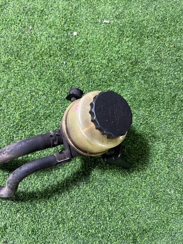 реставрация рулевых наконечников: Бачок Toyota