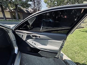 крышка багажника на степ: Toyota Avalon: 2019 г., 2.5 л, Вариатор, Гибрид, Седан — 10