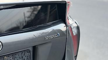 уна: Toyota Prius: 2016 г., 1.8 л, Автомат, Гибрид, Седан — 7