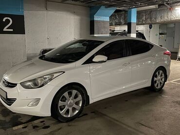 Hyundai: Hyundai Elantra: 2013 г., 1.8 л, Автомат, Бензин, Седан