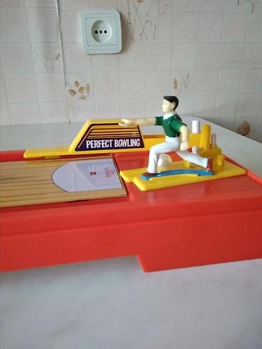 Игрушки: Детская настольная игра "Боулинг". В отличном состоянии. Комплект — 5