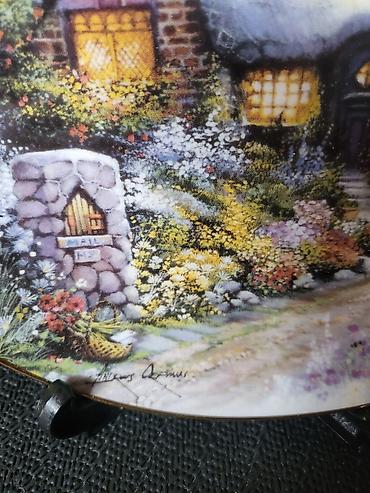 Ostali kućni dekor: Tanjir dekorativan, nov A.Orpinas,engleski iz 90ih.god.Br MCS 992 — 4