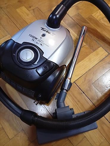 Klasični usisivači: LG usisivač sa kesom – model V-CP753RD Na Papirnu kesu. vuče kao — 10