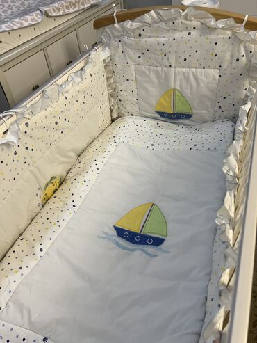 детская кроватка с бортиком: Манеж, Б/у