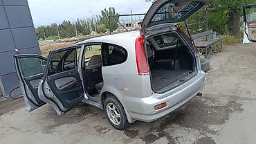Honda Stream: 2002 г., 1.7 л, Автомат, Бензин at lalafo.kg Honda Stream: 2002 г., 1.7 л, Автомат, Бензин