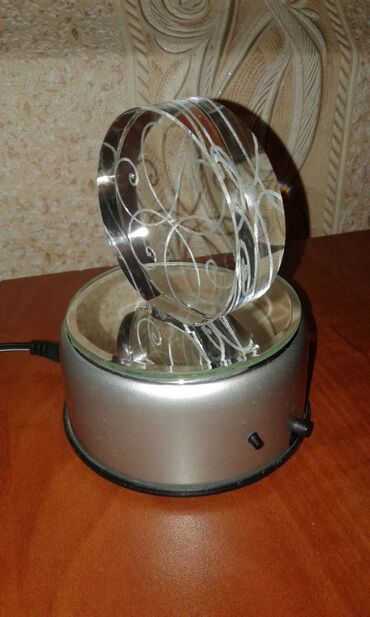 Digər ev dekoru: Hədiyyəlik suvenirlər satılır. Əlvan işıqlıdır. Toka qoşulur və — 2