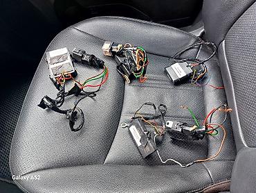 gps naviqator: Avtomobil üçün GSM/GPS izləmə və uzaqdan idarəetmə modulları dəsti — 1