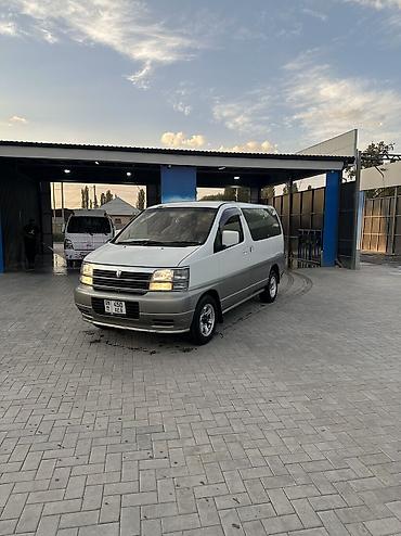мир света: Nissan Elgrand: 1999 г., 3 л, Автомат, Дизель, Минивэн — 5