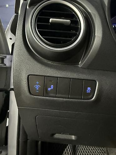 старих: Hyundai Kona: 2018 г., Кроссовер — 7