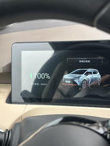 GAC: Электромобиль Aion Y (интерьер и оснащение) - Полностью электрический — 3