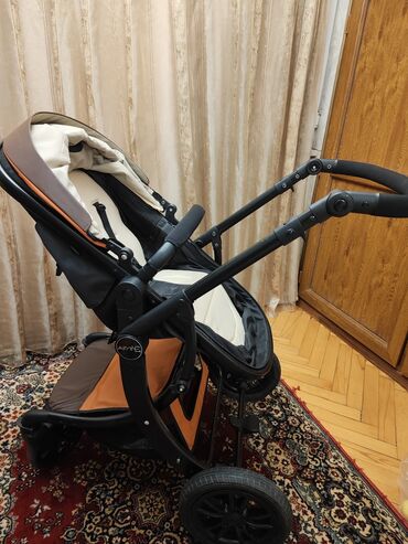 Araba-beşiklər: Çıxarıla bilən beşikli araba, İşlənmiş, Cins: Oğlan, Yaş: 24-30 ay, Ünvandan götürmə -da lalafo.az — 2 Araba-beşiklər: Çıxarıla bilən beşikli araba, İşlənmiş, Cins: Oğlan, Yaş: 24-30 ay, Ünvandan götürmə — 2