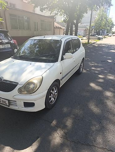 byd 2: Toyota : 2002 г., 1 л, Автомат, Бензин, Хэтчбэк — 3
