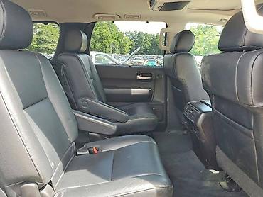 rav4 se: Toyota Sequoia: 2022 г., 5.7 л, Автомат, Бензин — 8