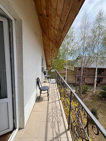 Продажа коттеджей и домов: СРОЧНО ПРОДАЁТСЯ 2-ЭТАЖНЫЙ КОТТЕДЖ В ПАНСИОНАТЕ «Вояж» (внутри — 5