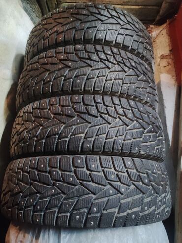 техническая резина: Шины 235 / 65 / R 18, Зима, Б/у, Комплект, Легковые, Dunlop