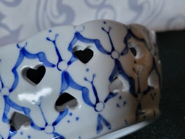 Ostalo posuđe: Porcelanska nova,vintaz korpica. Korpica bez ostecenja,sve na njoj — 3