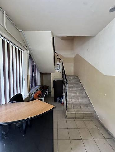 Коммерческая недвижимость: Здание, Действующий 700 м² — 10