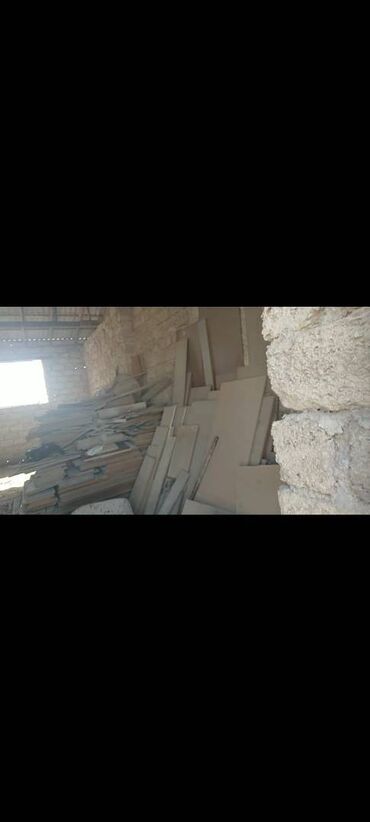 Digər kommersiya daşınmaz əmlakı: Bine gesebesimde. Sovxoxzda. Gurcustallilarin mehlesinde (deyilen — 29