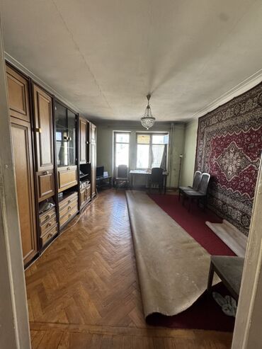 старый толчок дом: 4 бөлмө, 85 кв. м, Жеке план, 3 кабат, Эски ремонт