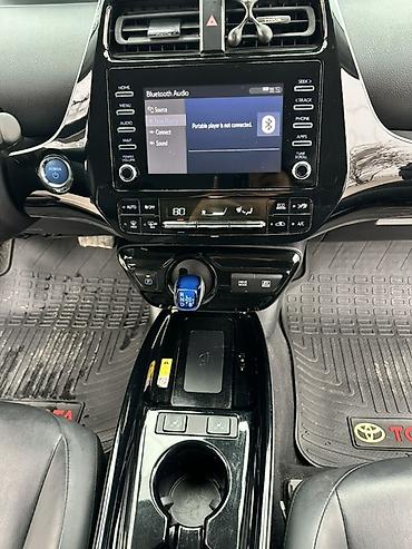 Toyota: Toyota Prius: 2019 г., 1.8 л, Автомат, Гибрид, Хэтчбэк — 9