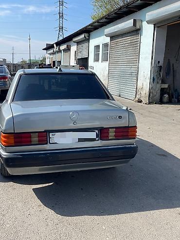 disk teker satisi: Mercedes-Benz 190 (W201): 2 l | 1992 il Sedan — 3