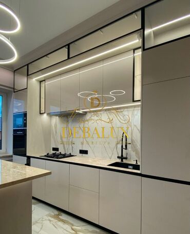 Sifarişlə mətbəx mebeli: Sifarişlə mətbəx dəsti, Özü çəkən petlələr, Sadə laminat, Kredit yoxdur, Rayonlara çatdırılma, Pulsuz çatdırılma — 18