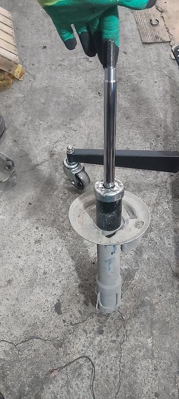 Podveska, xodovoy hissələri: Tayota aqua 2 eded qabag amartizator Tam islekdi — 4