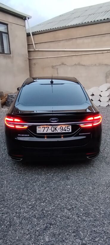 Ford: Ford Fusion: 2 l | 2018 il 205000 km Sedan — 12