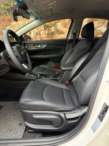 Kia: Kia K3: 2019 г., Бензин — 14