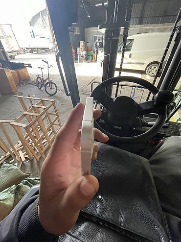 Apple iPhone: IPhone 12, Б/у, 128 ГБ, Белый, Зарядное устройство, Защитное стекло, Чехол, 100 % — 4