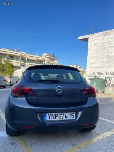 Opel: Opel Astra: 1.6 l. | 2011 έ. 120100 km. Χάτσμπακ — 3