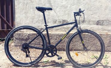 велосипед черный: КОРЕЙСКИЙ Шоссейник тех состояние отличное 👍 обе покрышки и камеры