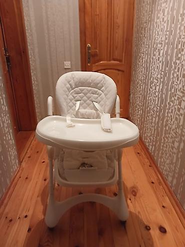 Yemək masaları, oturacaqları: Uşaqlar üçün yemək stulu - Rəng: ağ - Yumşaq, quilted bel və oturacaq — 2