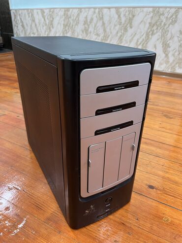 Toy paltarları və aksesuarları: Sistem bloku ddr2 Wındows 10 pro Ram 3gb hdd yaddas 320 gb Islekdır
