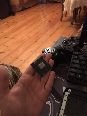 Sərt disklər (HDD): İ3 2310m Notbuk prosessoru Gəncədə olan varsa gətirsin dəyişəd