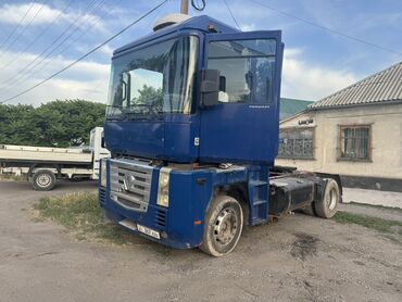 суу ташуучу машина: Сүйрөгүч, Renault, 2000 г., Прицепсиз