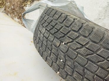 Шины: Шины 225 / 65 / R 17, Зима, Б/у, Комплект, Легковые, Япония, Bridgestone