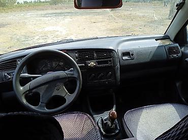 крыло гольф3: Volkswagen Golf III, синий хэтчбек 5‑дверный. Основные особенности: - — 1