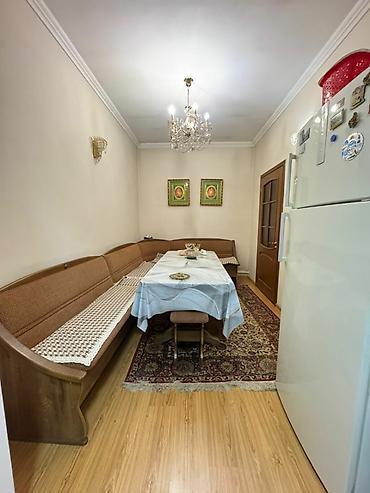 Продажа коттеджей и домов: 🏠Продается дом в районе Аламединского базара Немецкого стиля, высокий — 4