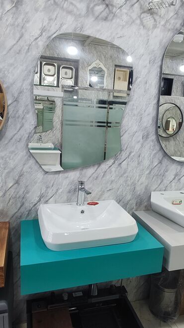 hamam üçün güzgülər: Güzgü Divar üçün, Hamam üçün