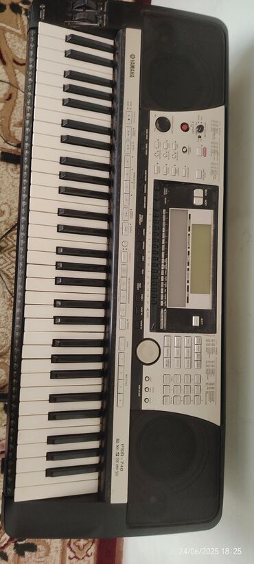 Наушники: Yamaha psr 740 Azərbaycan riyimləri səslərlə zəngindir alət full du