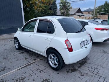 Nissan: Nissan March: 2002 г., 1.3 л, Автомат, Бензин, Хэтчбэк