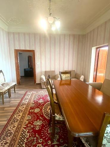 qara qarayev m kiraye evler: 5 nomreli mekteb yaxinliğinda her bir serayiti var ofis haqqi 100 azn — 5